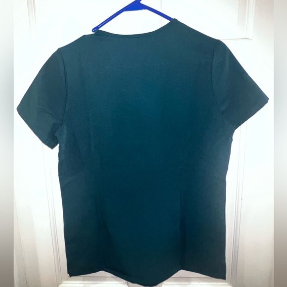 FIGS Casma Women’s Scrub Too, Extra Small - Picture 2 of 4